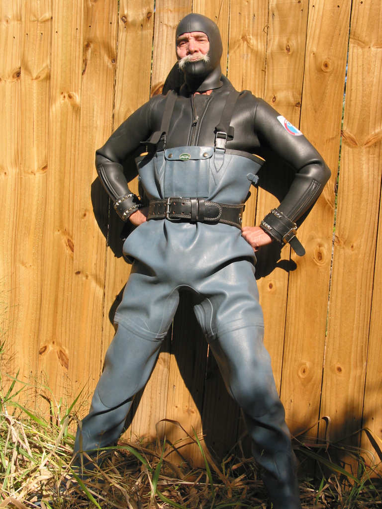 Grinning Grey Rubber 2006