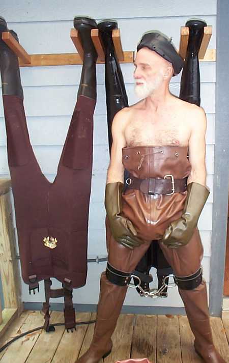 Northwest Hobbled Waderbulge