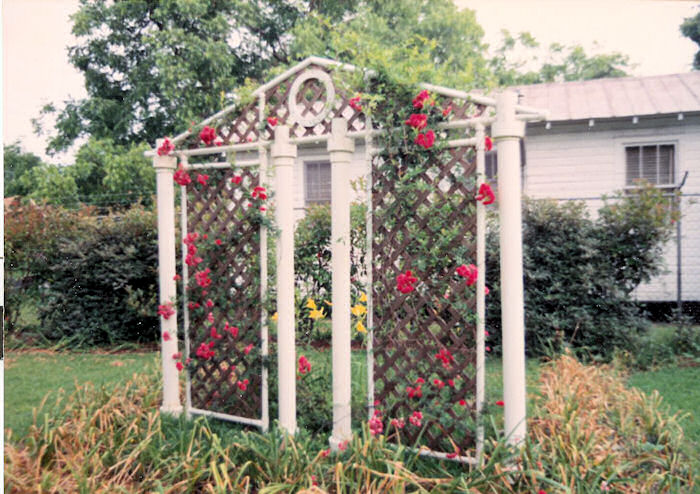 The Leather Oaks Rose Trellis