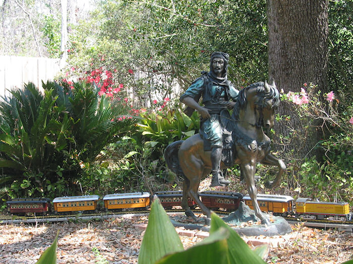 Horse's Plaza and Sago Palm