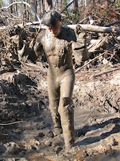 Tentative muddy step