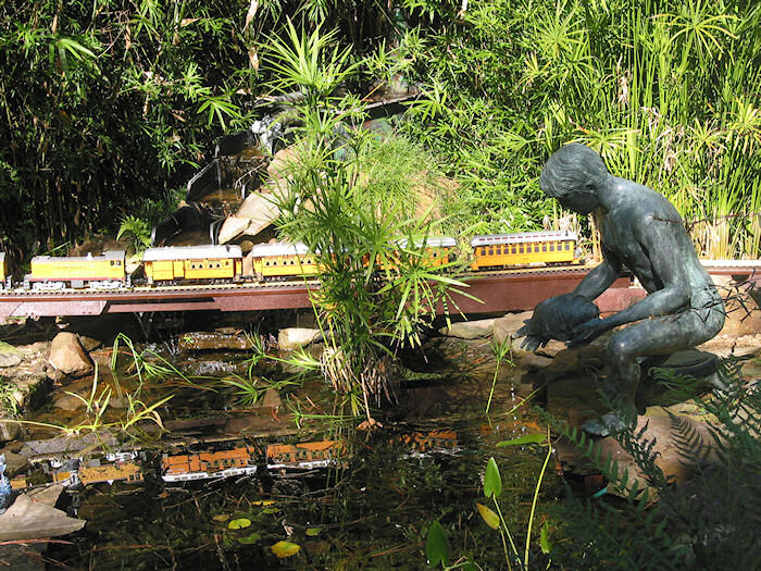 Passenger Traffic on Frozen Frog Falls Bridge!